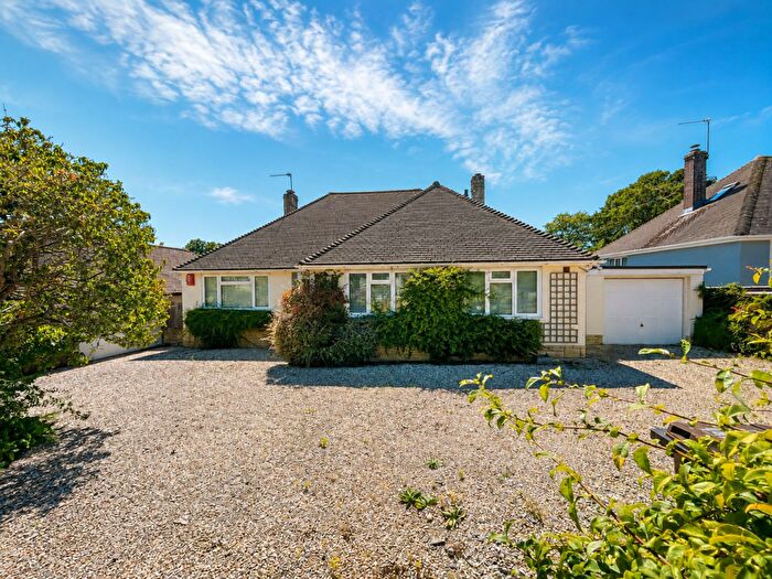3 Bedroom Detached Bungalow For Sale In Armstrong Close, Brockenhurst, SO42