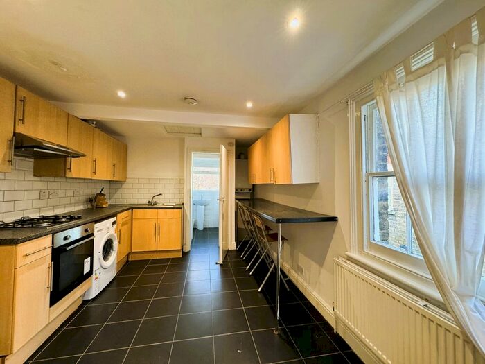 4 Bedroom Terraced House To Rent In Wingford Road, London, SW2