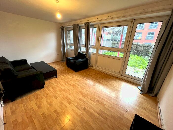 2 Bedroom Maisonette To Rent In Eric Street, Mile End, E3
