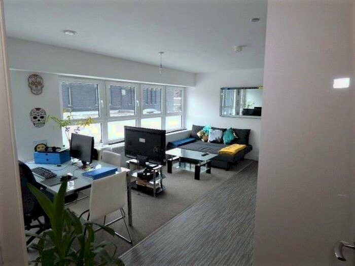 2 Bedroom Apartment To Rent In Apartment, Benbow Street, Sale, M33