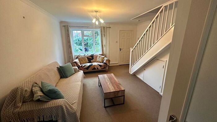 2 Bedroom End Of Terrace House To Rent In Hereford Way, Banbury, OX16