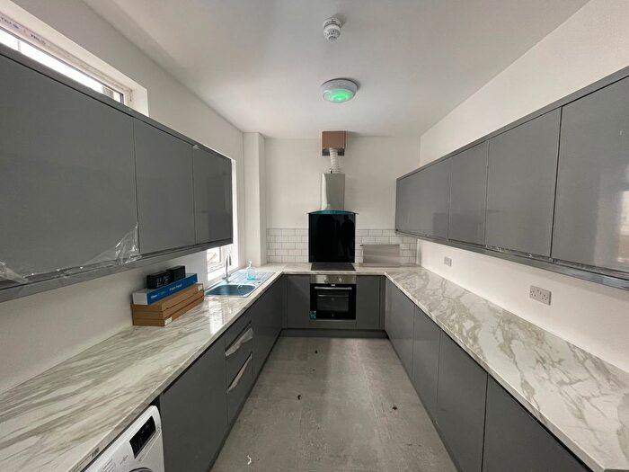 4 Bedroom Town House To Rent In Bank Street, Sheffield, S1