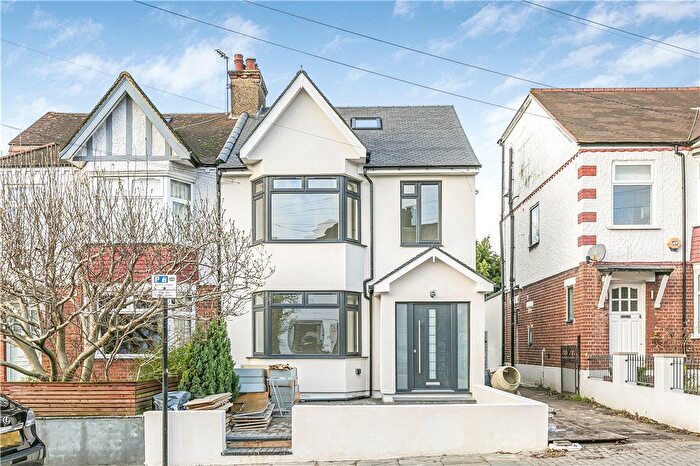 4 Bedroom Semi-Detached House To Rent In Viewfield Road, London, SW18
