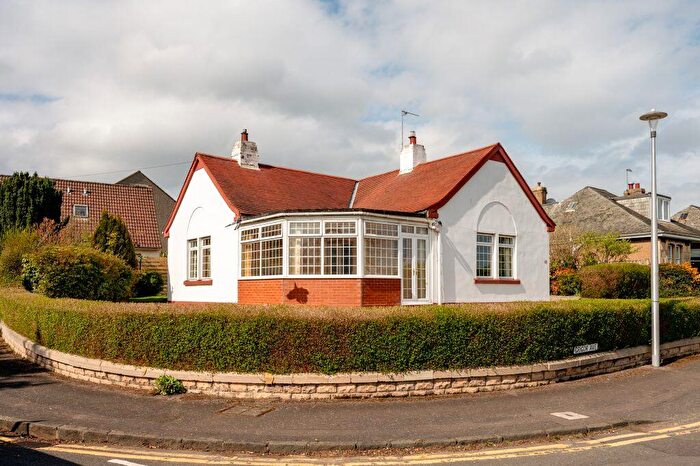 3 Bedroom Detached Bungalow For Sale In Grigor Avenue, Edinburgh, EH4