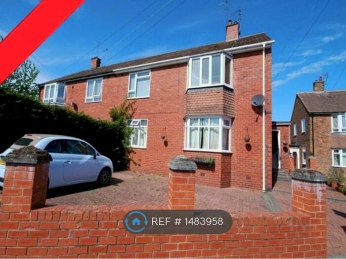 2 Bedroom Flat To Rent In Beadnell Way, Newcastle Upon Tyne, NE3