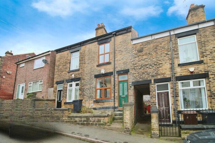 3 Bedroom Terraced House To Rent In Wood Road, Sheffield, South Yorkshire, S6