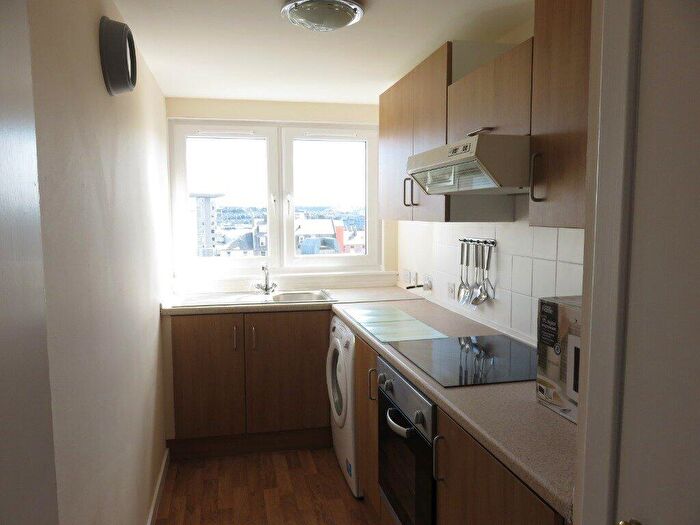 1 Bedroom Flat To Rent In Union Street, City Centre, Aberdeen, AB11