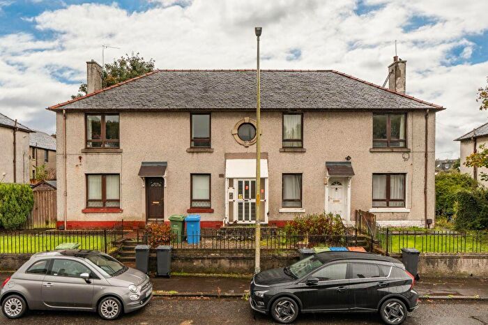 2 Bedroom Flat For Sale In B Cochrane Street, Bathgate, EH48