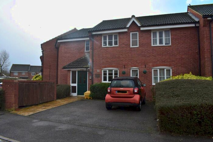 1 Bedroom Flat To Rent In Buttercup Close, Hatfield, AL10