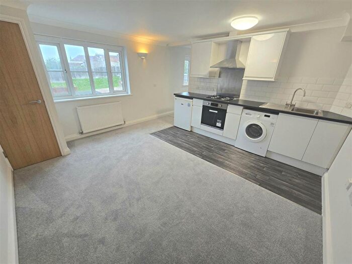 1 Bedroom Flat For Sale In King Johns Road, Kingswood, BS15