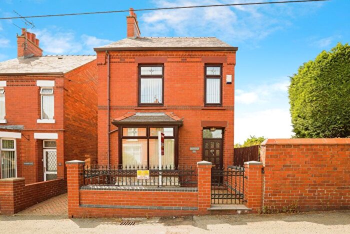 3 Bedroom Detached House For Sale In Clarke Street, Ponciau, Wrexham, LL14