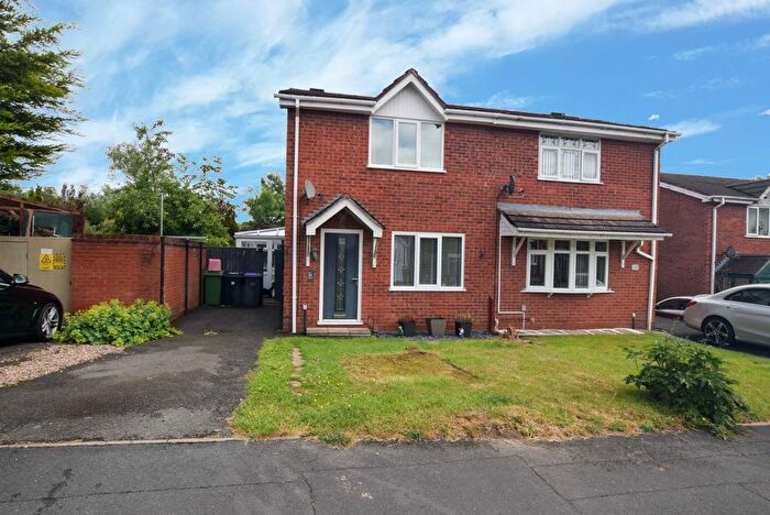3 Bedroom Semi Detached House For Sale In Gittens Drive, Aqueduct, Telford, ., TF4