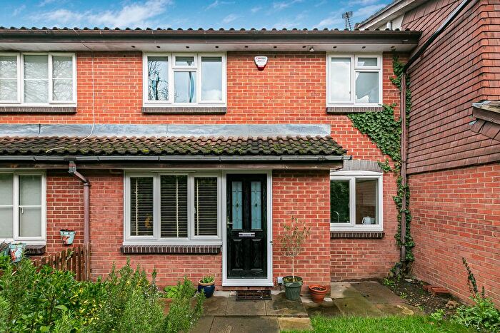 1 Bedroom Terraced House For Sale In Windermere Close, Egham, Surrey, TW20