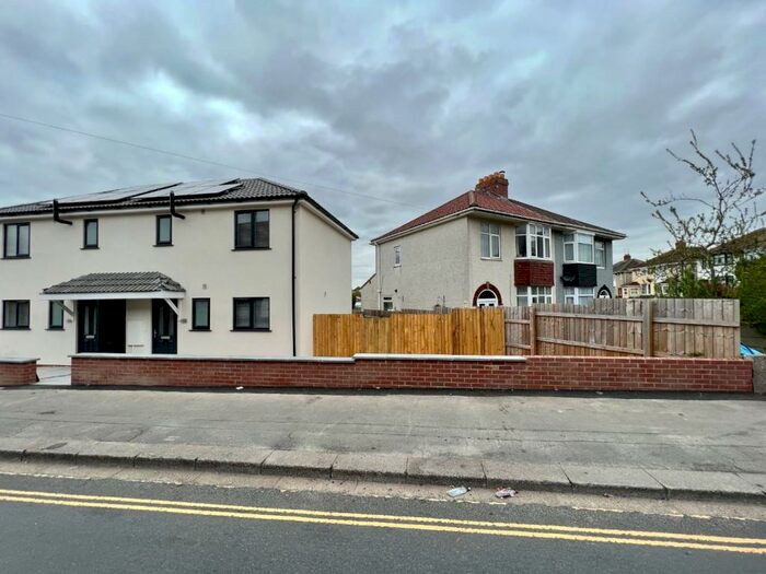 2 Bedroom Semi-Detached House To Rent In Hengrove Lane, Hengrove, Bristol, BS14