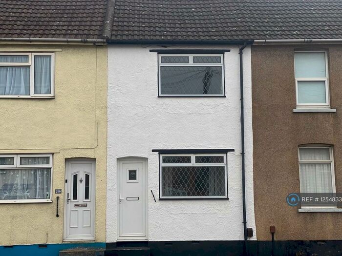 2 Bedroom Terraced House To Rent In Station Road, Rainham, Gillingham, ME8