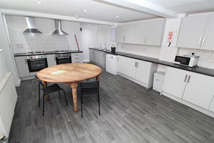 10 Bedroom House To Rent In Fanny Street, Cathays, Cardiff, CF24