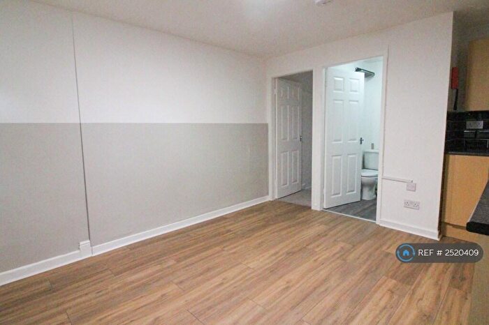 Studio To Rent In Kemble Street, Prescot, L34