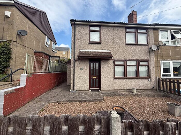 3 Bedroom Semi Detached House For Sale In Wellgreen Road, Stannington, Sheffield, South Yorkshire, S6