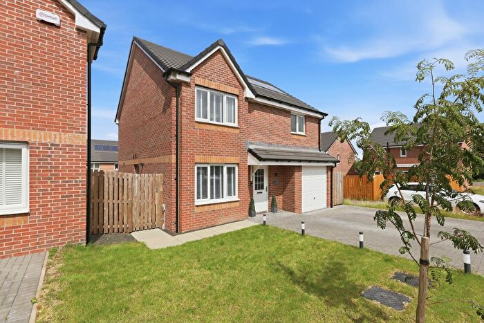 4 Bedroom Detached House For Sale In Newcomen Gardens, Cambuslang, Glasgow, G72