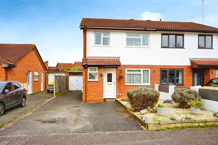 3 Bedroom Semi-Detached House For Sale In Orchid Close, Taunton, TA1