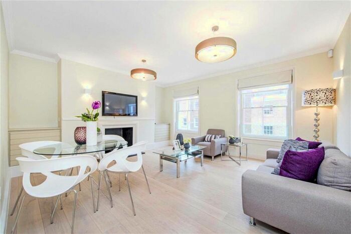 2 Bedroom Flat To Rent In Wimpole Street, Marylebone, London, W1G