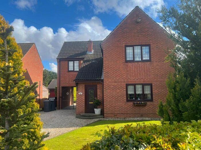 3 Bedroom Detached House For Sale In Broach Lane, Kellington, DN14