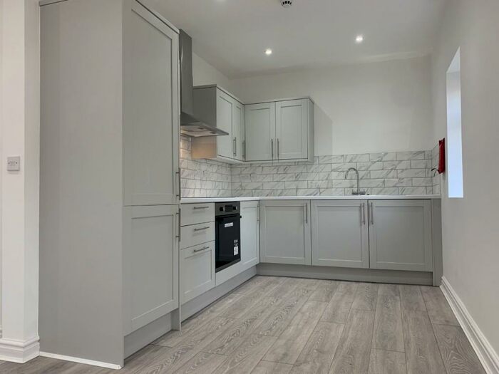 2 Bedroom Flat To Rent In Albert Drive, Bootle, Merseyside, L9