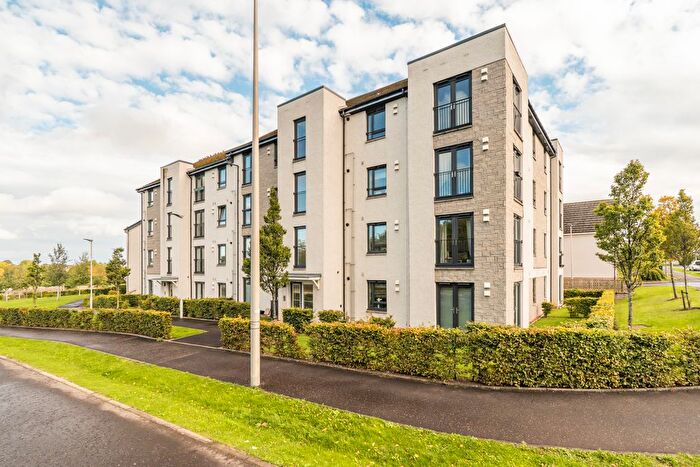 2 Bedroom Flat For Sale In / Fells Way, Edinburgh, EH17