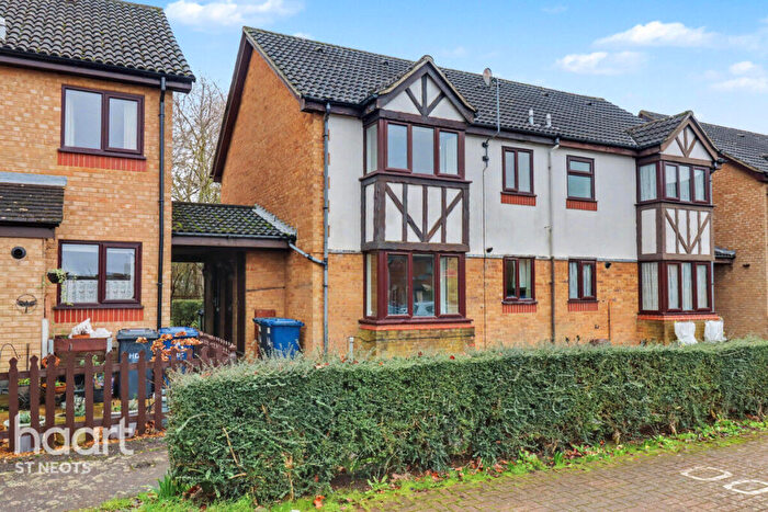 1 Bedroom End Of Terrace House For Sale In Lindisfarne Close, St Neots, PE19
