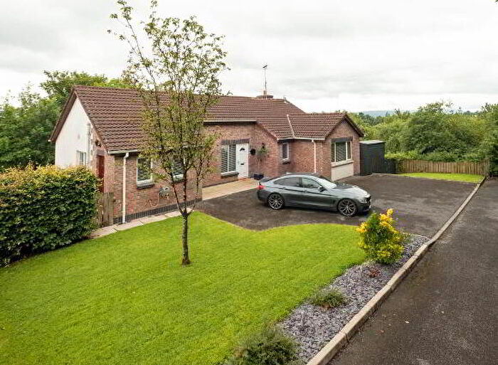 5 Bedroom Detached House For Sale In Drumlin Glen, Enniskillen, BT74
