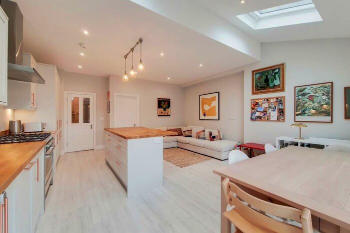 4 Bedroom Terraced House To Rent In Rokesly Avenue, Crouch End, London, N8