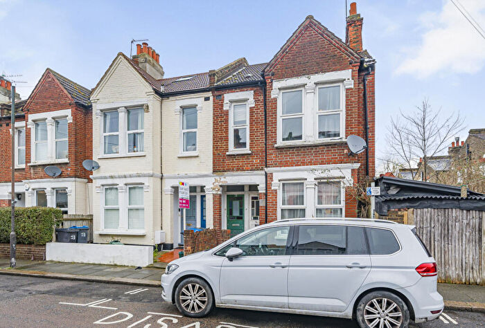 1 Bedroom Maisonette For Sale In Inglemere Road, Mitcham, CR4