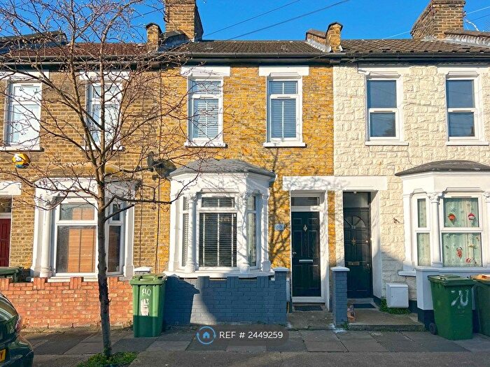 2 Bedroom Terraced House To Rent In Glenavon Road, London, E15