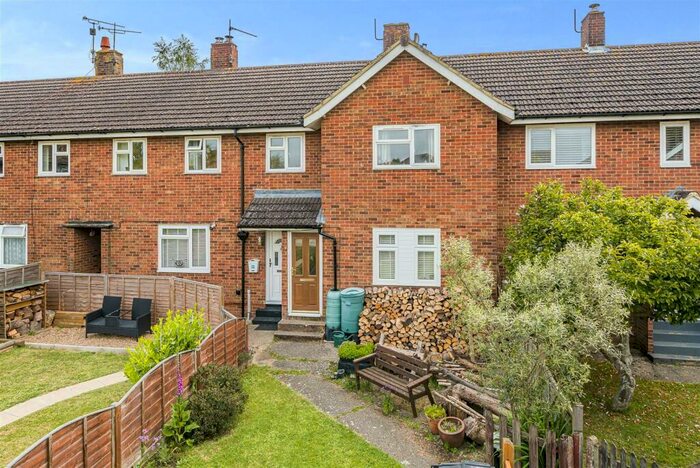 2 Bedroom Maisonette For Sale In Chestnut Close, Ulcombe, Maidstone, ME17