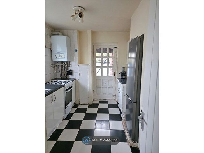 3 Bedroom Semi Detached House To Rent In Falcon Way, Harrow, HA3