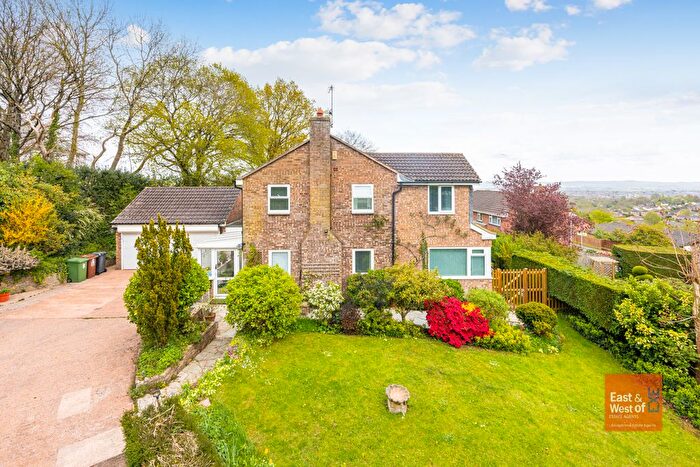 4 Bedroom Detached House For Sale In Pennsylvania, Exeter, EX4