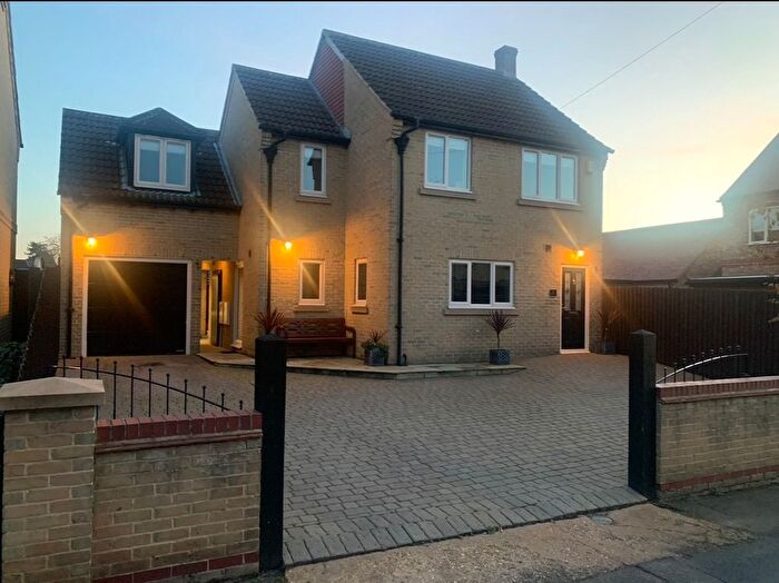 3 Bedroom Detached House For Sale In Horsegate Lane, Whittlesey, Peterborough, PE7