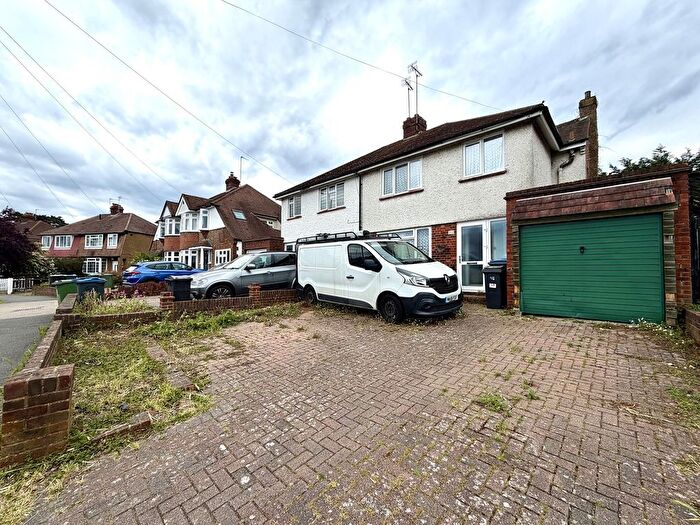 3 Bedroom Semi-Detached House For Sale In Moor Lane, Chessington, Surrey., KT9