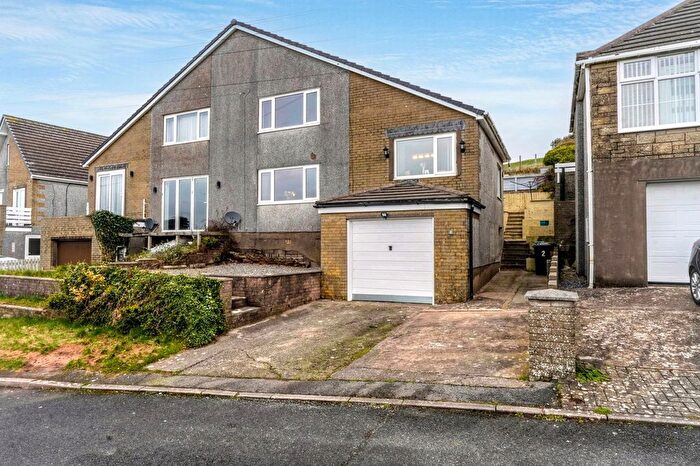 3 Bedroom Semi Detached House For Sale In Alder Close, Whitehaven, CA28