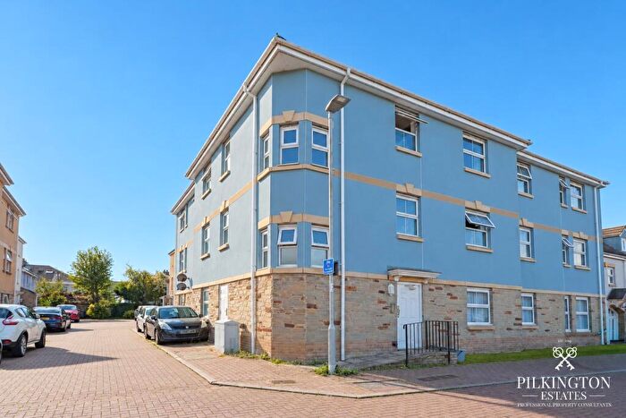 2 Bedroom Apartment For Sale In Junction Gardens, Plymouth, Devon, PL4