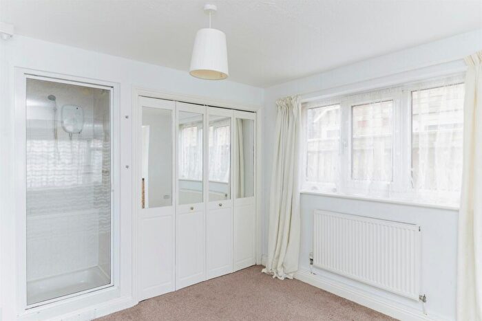 4 Bedroom Detached House For Sale In Rivermead Road, Exeter, EX2