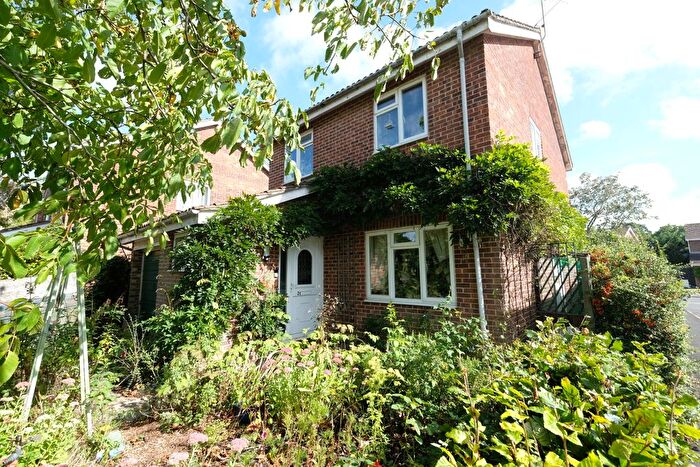 3 Bedroom Detached House For Sale In St. Johns Drive, Marchwood, SO40