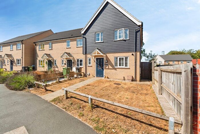 3 Bedroom End Of Terrace House For Sale In Lancaster Avenue, Carbrooke, Thetford, IP25