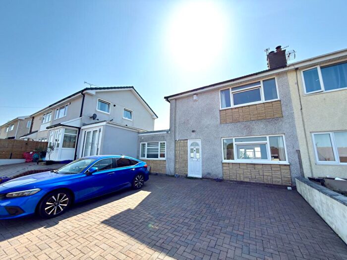 4 Bedroom Semi-Detached House To Rent In Aberthaw Circle, Newport, NP19