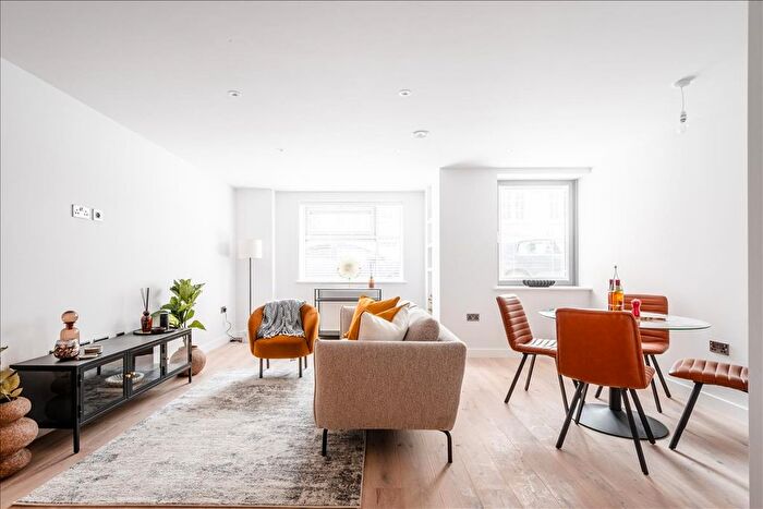 2 Bedroom Flat For Sale In Margery Street, Clerkenwell, WC1X