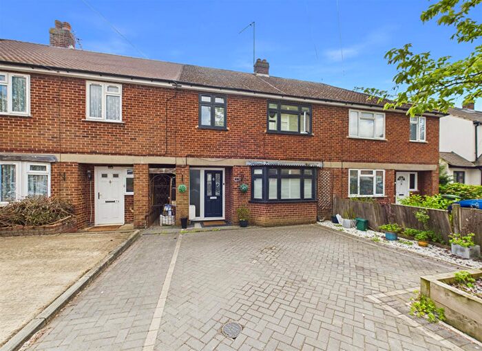 3 Bedroom Terraced House For Sale In Walnut Way, Ruislip, HA4