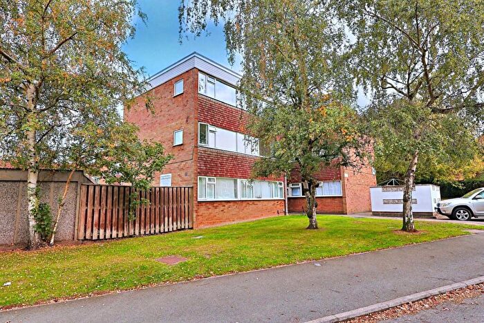 2 Bedroom Flat For Sale In Overdale Road, Whoberley, Coventry, CV5