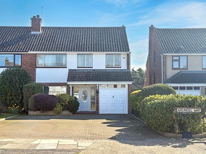 4 Bedroom Semi-Detached House For Sale In Arundel Way, Ipswich, IP3