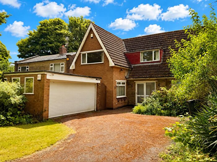 4 Bedroom Detached House To Rent In Melton Road, Sprotbrough, Doncaster, DN5