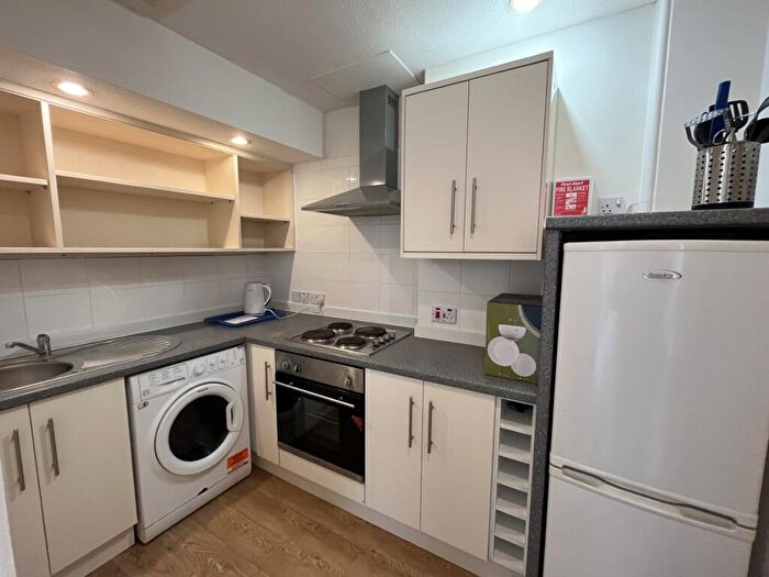 1 Bedroom Flat To Rent In Westfield Street, Edinburgh, EH11